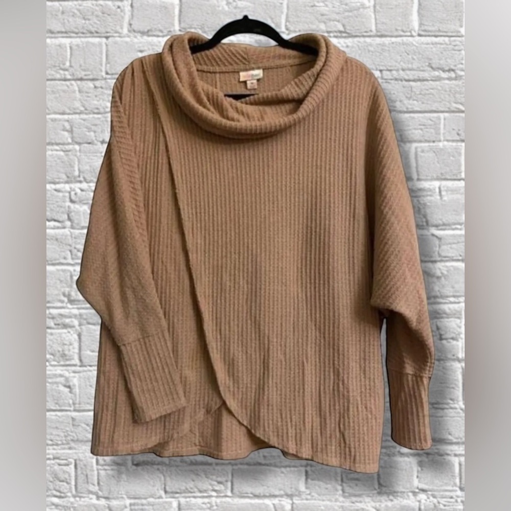 LuLaRoe Women’s Medium Kristen Cowl Neck Pullover • Dolman Sleeves • Raw Hemline